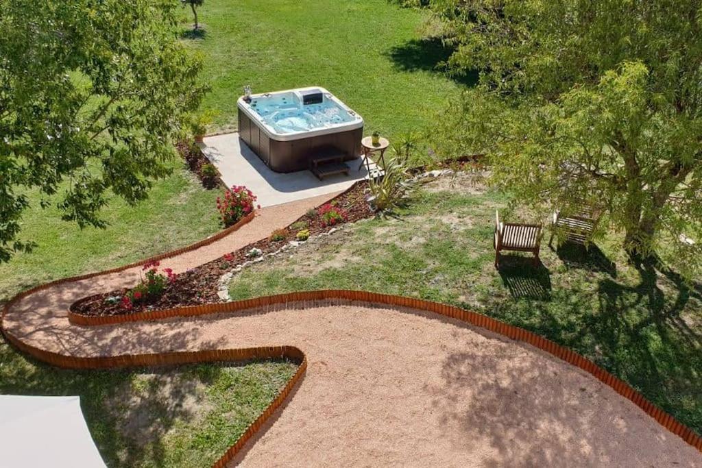 Les Prairies De Fenestrelle & Piscine Au Calme Holiday home *