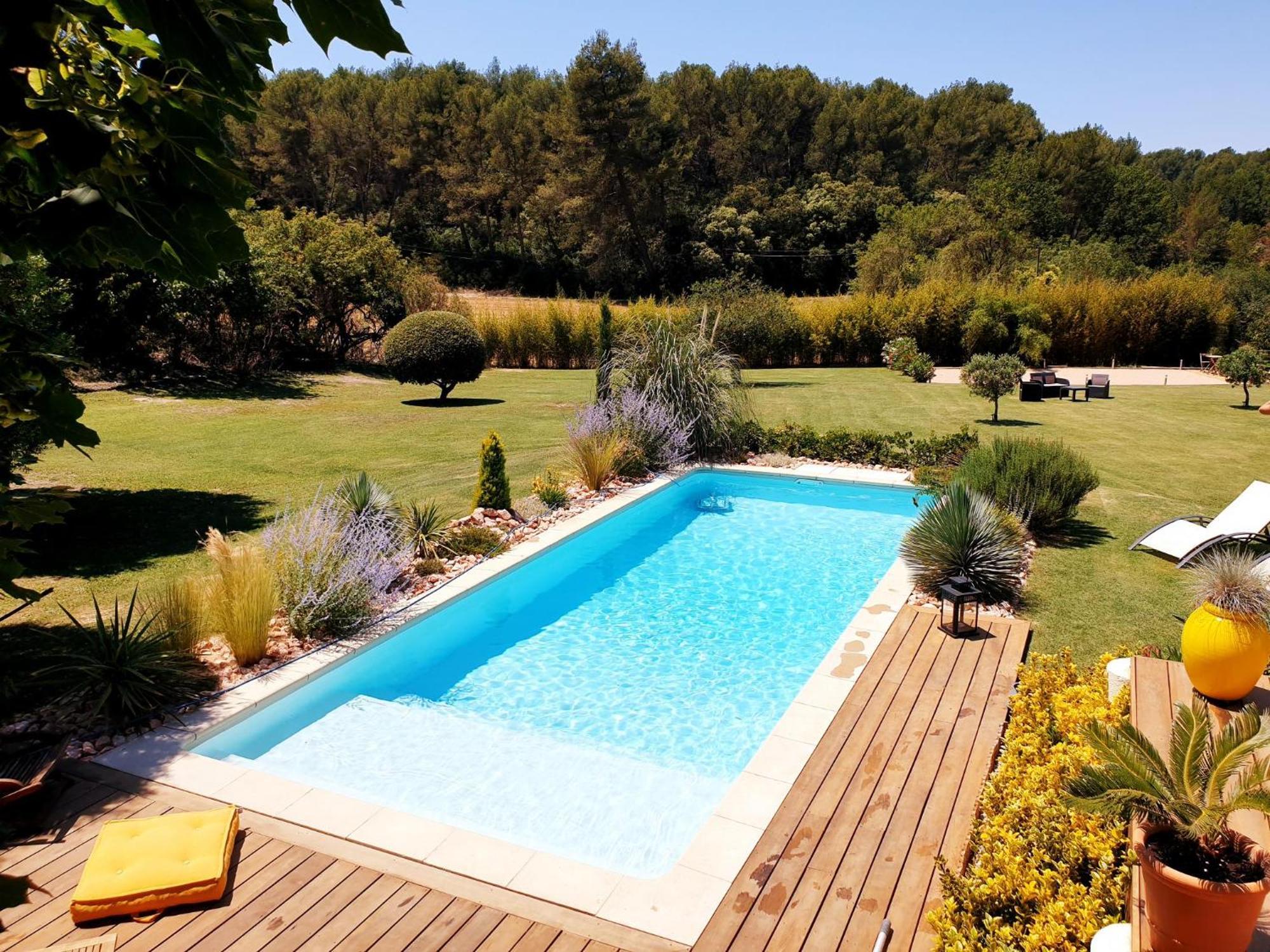 Holiday home Les Prairies De Fenestrelle & Piscine Au Calme Aubagne