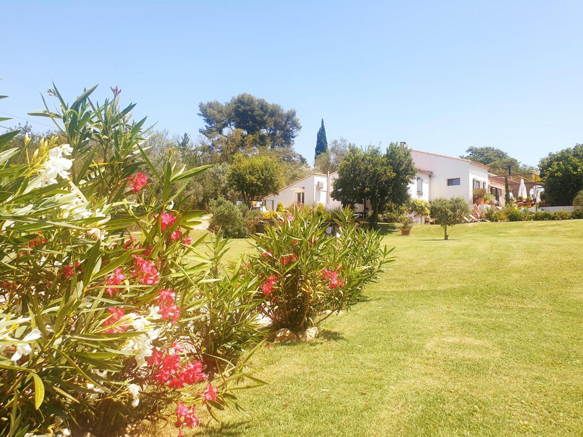 Holiday home Les Prairies De Fenestrelle & Piscine Au Calme